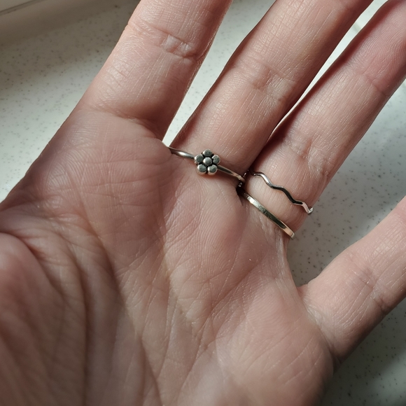 Handmade Jewelry - silver wavy flower boho 90s y2k hippie retro dainty 925 metal band rings set
